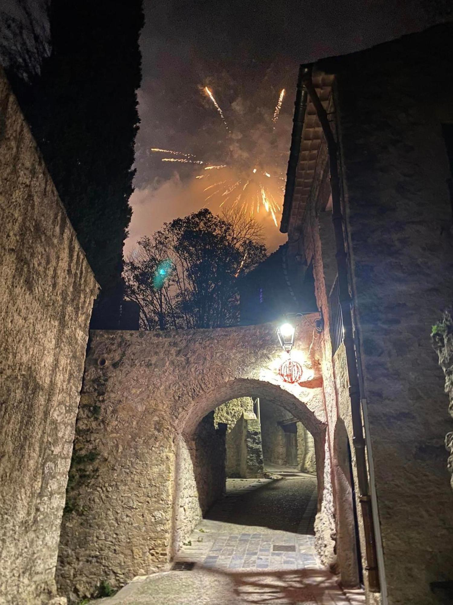 Charmante Maison A Saint Guilhem Le Desert Eksteriør bilde
